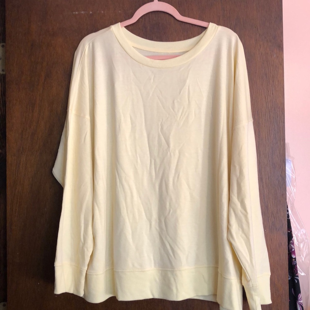 Sweatshirt
